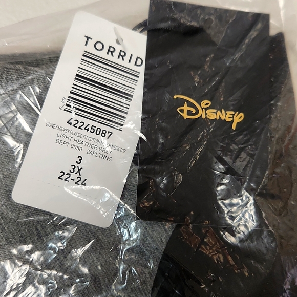 ❤️NWT VINTAGE TORRIID DISNEY TOP - I LOVE MICKEY MOUSE KNOTCH TEE - PLUS SIZE - Picture 7 of 13